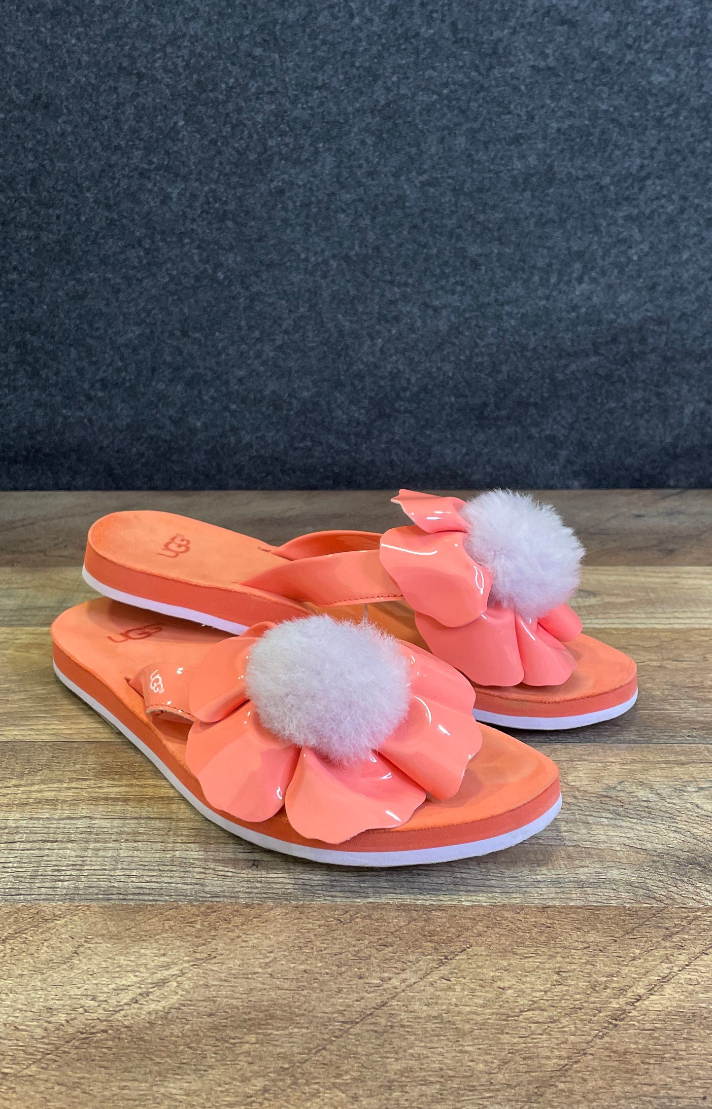 UGG Holly Orange Patent Flower Pom Sandals Flip Flops Women's Size 6