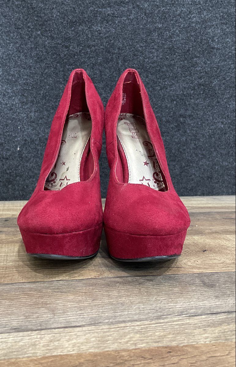 Brash Red Faux Suede Platform High Heel Pumps Women's Size 8