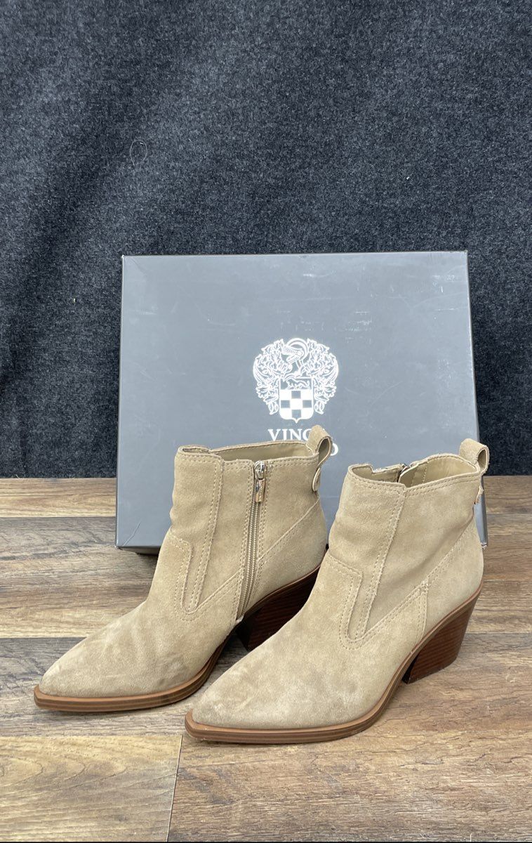 Vince Camuto Briyeonda Tan Suede Pointed Toe Ankle Boots Women's Size 7.5