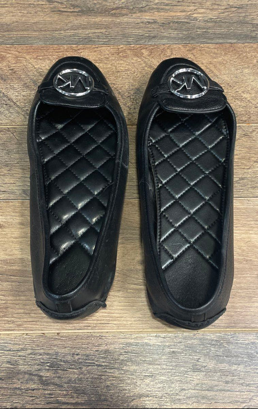 Michael Kors Lillie Moc Black Pebbled Leather Medallion Flats Size 9M