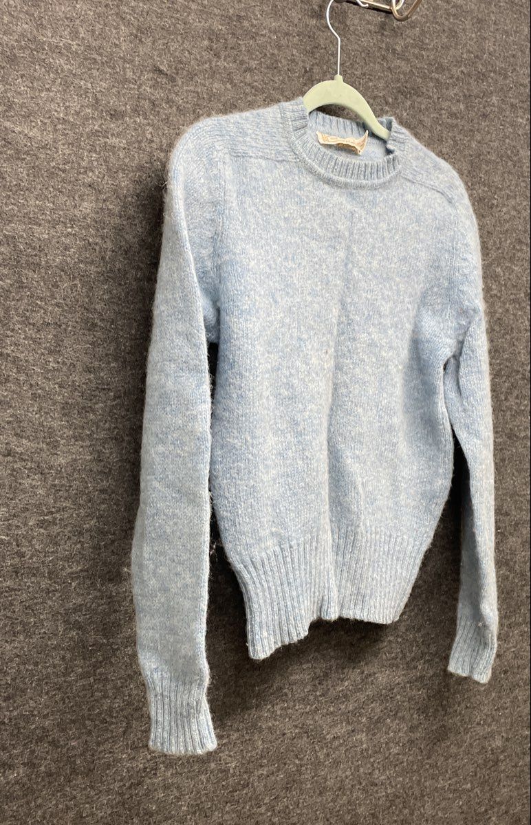 Vintage 90s Andhurst Men's Light Blue 100% Shetland Wool Crewneck Sweater Sz M