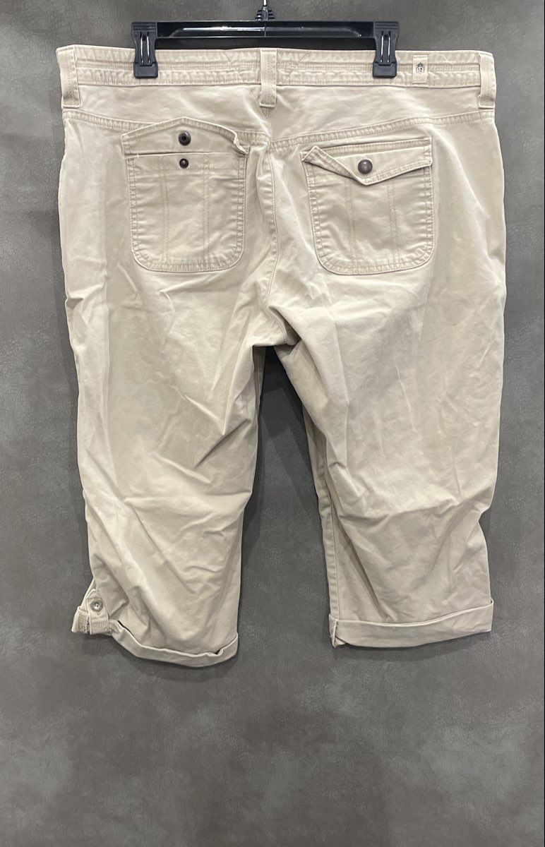 Levi's Women's Cream Stretch Utility Capri Cropped Pants Size 18