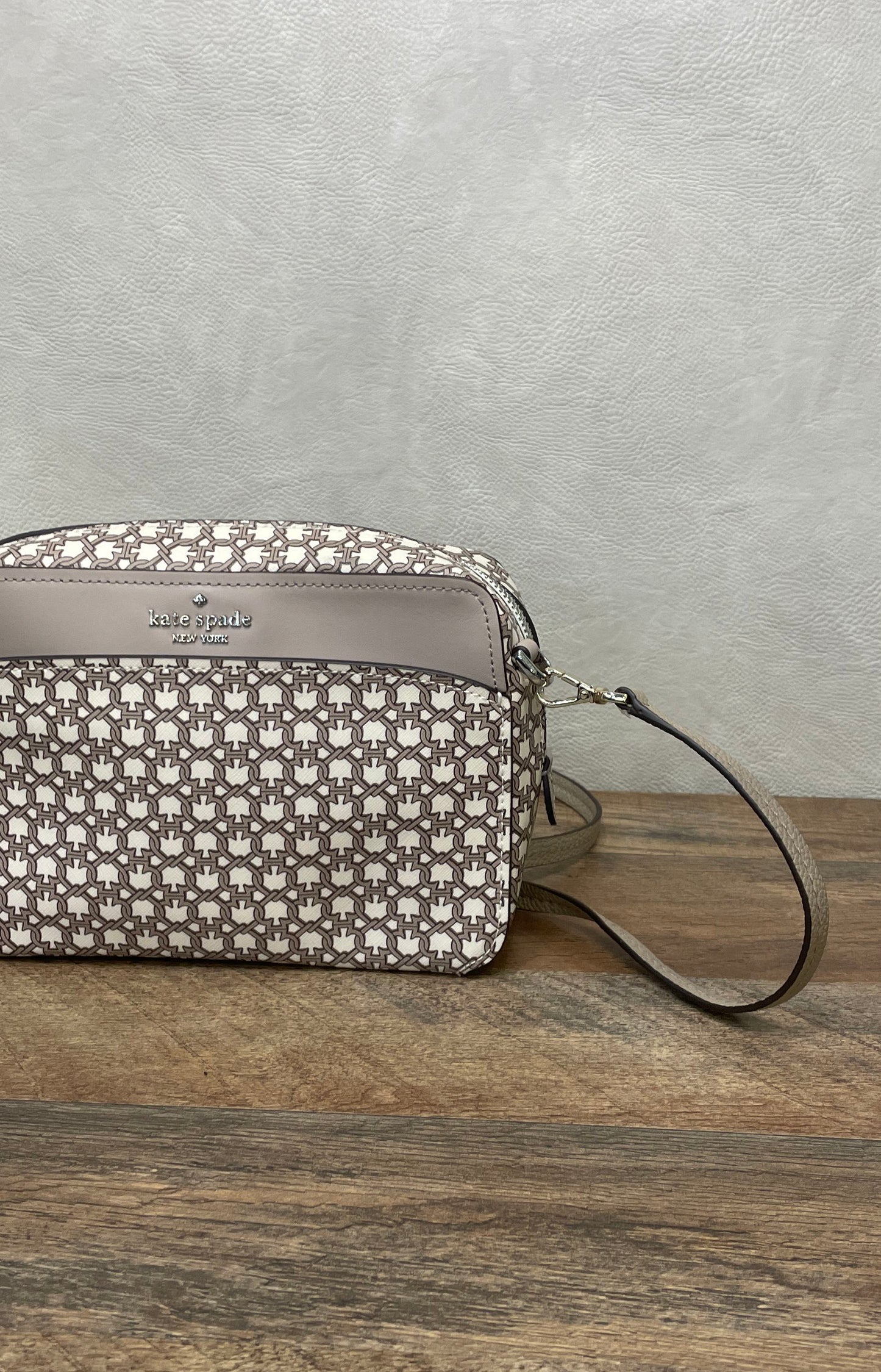 Kate Spade New York Beige Spade Link Crossbody Camera Bag Silver Hardware
