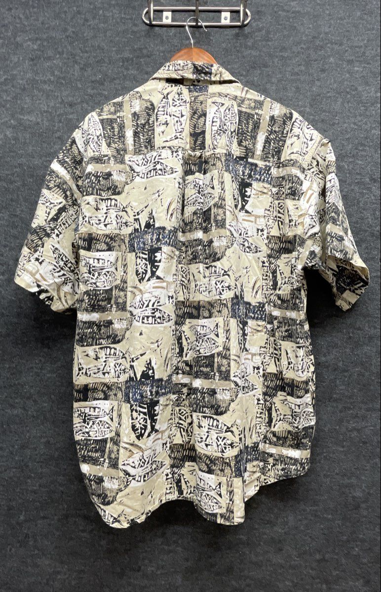 Columbia Men's Vintage 90s Fish Print Short Sleeve Button Up Shirt Tan Black XL