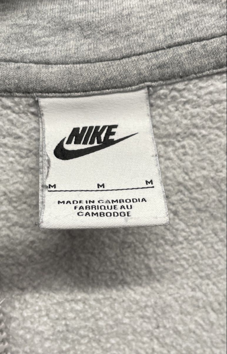 Nike Men's Grey Embroidered Logo Full Zip Hoodie Sweatshirt Size M