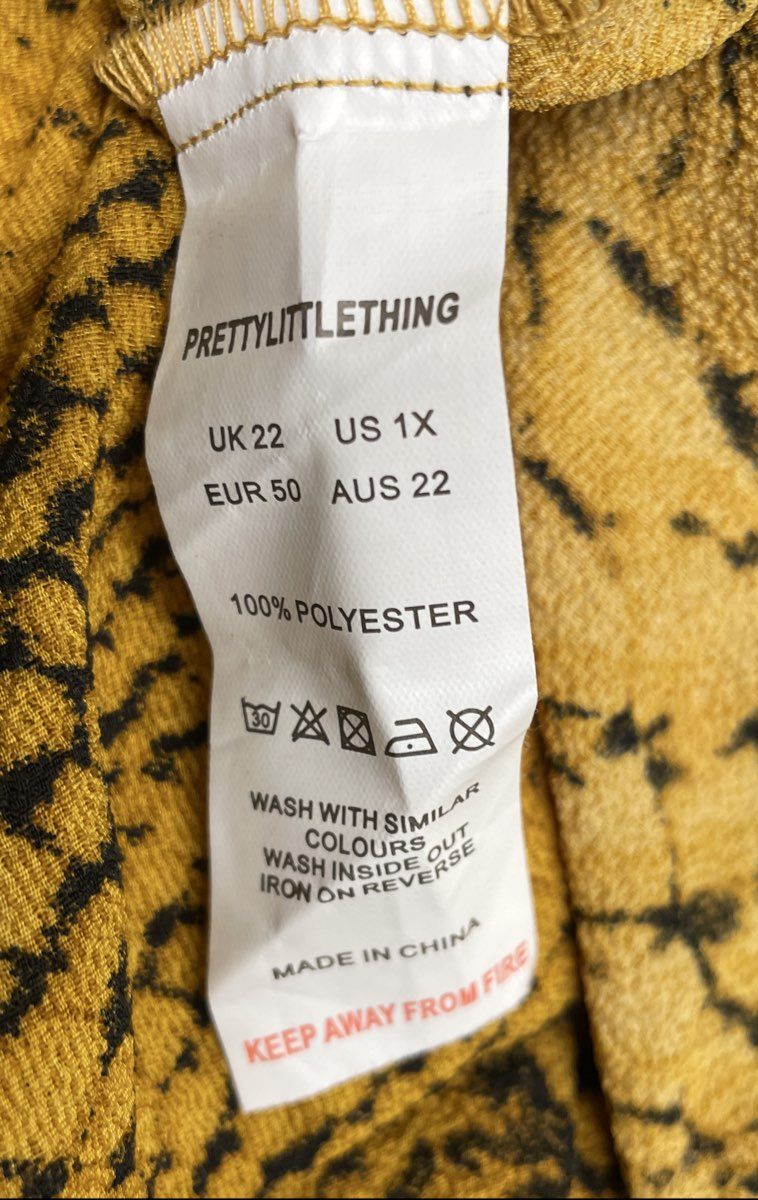 PrettyLittleThing Yellow Snakeskin Print Long Sleeve Twist Maxi Dress Sz 1X NWT
