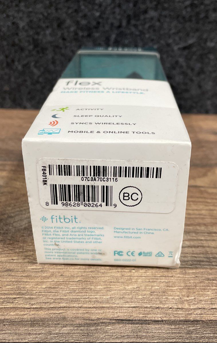 New Fitbit Flex FB401BK Wireless Wristband Activity & Sleep Tracker