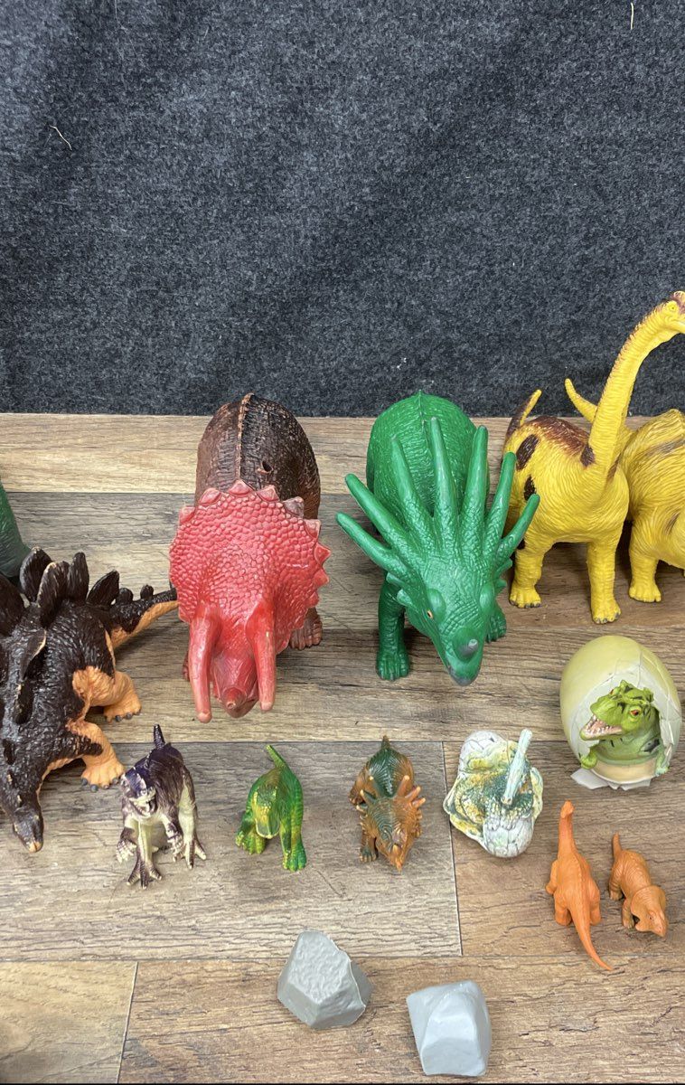 Large Lot Plastic Dinosaur Figures Toys & Cards Mixed Vintage Collection