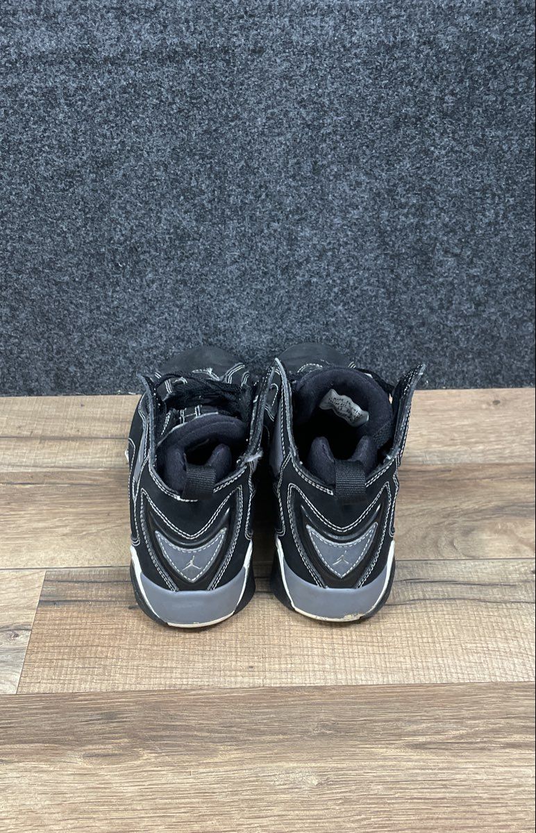 Jordan True Flight Black Stealth Grey 2009 High Top Sneakers Youth Size 6Y