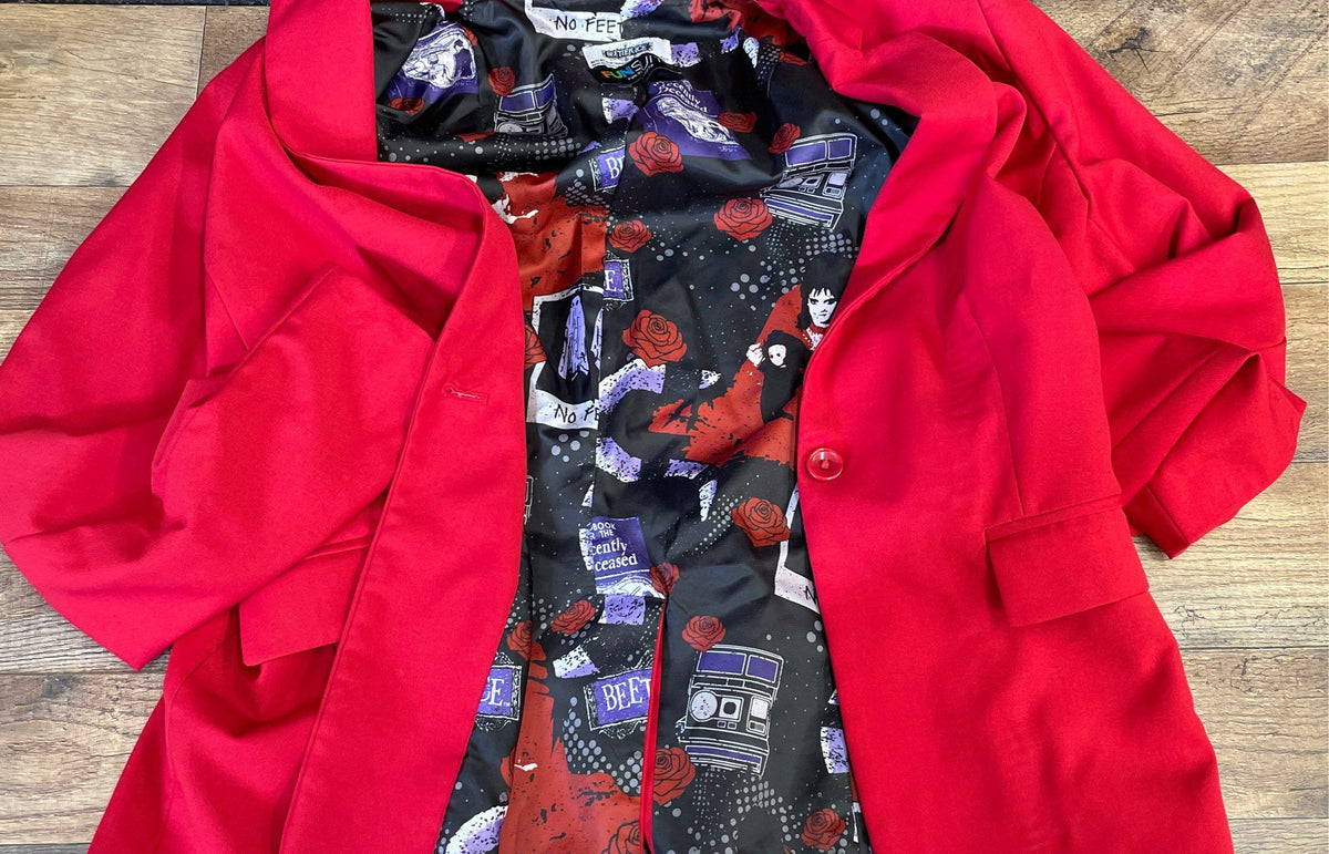 Fun Suits Women's Beetlejuice Red Blazer Strange & Unusual Quote Sz 6