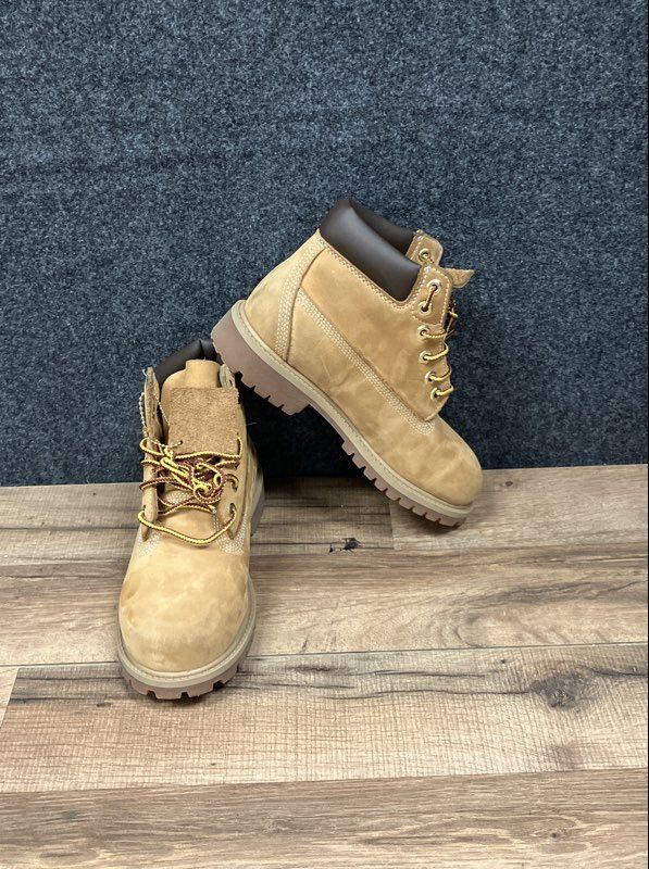 Timberland Kids 6-Inch Premium Waterproof Wheat Nubuck Boots Boys Size 2 US