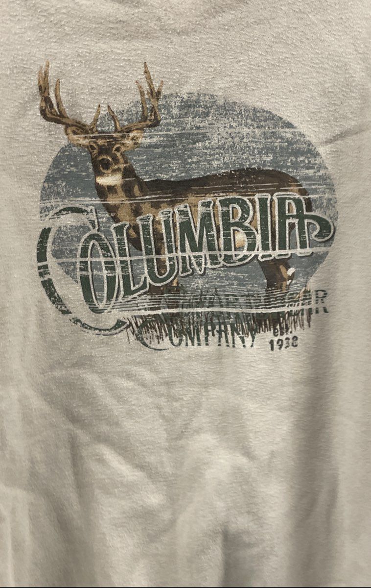 Columbia Men's Sweatshirt Beige Deer Graphic Crewneck Logo Size L
