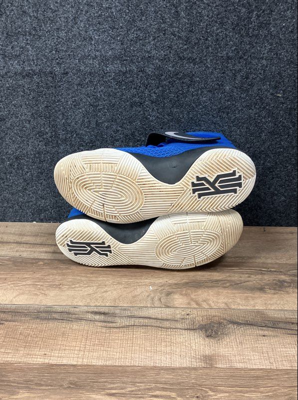Nike Kyrie 2 Brotherhood Hyper Cobalt Black Basketball Shoes Size 8