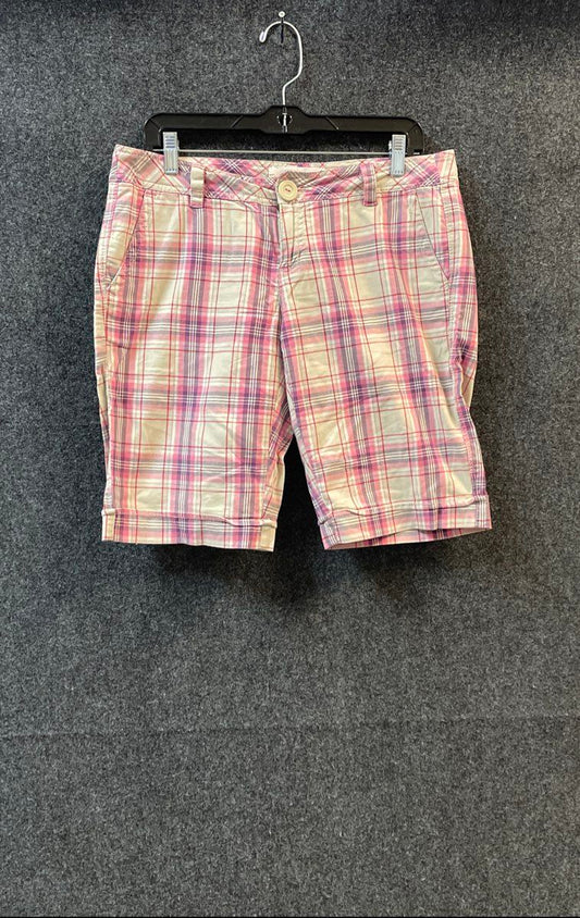 Aeropostale Women's Pink Plaid Bermuda Chino Shorts Size 9/10