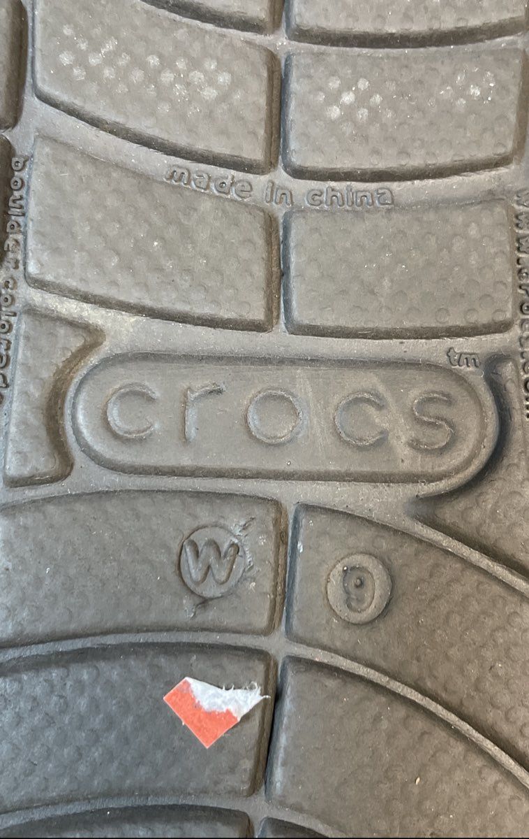 Crocs Kelli Strappy Sandal Oatmeal Tan Cork Print Women's Size 9