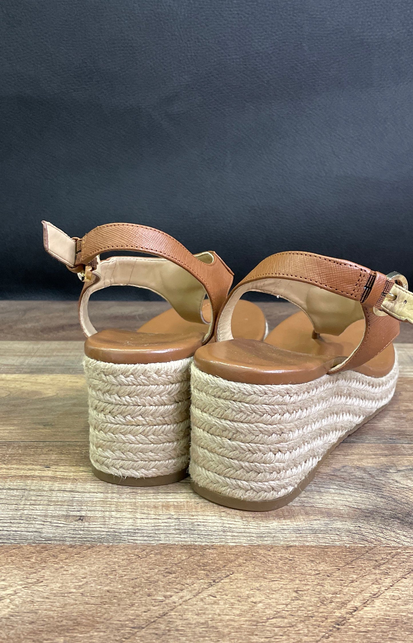 Michael Kors Kendrick Luggage Brown Leather Espadrille Wedge Sandals Size 6.5M