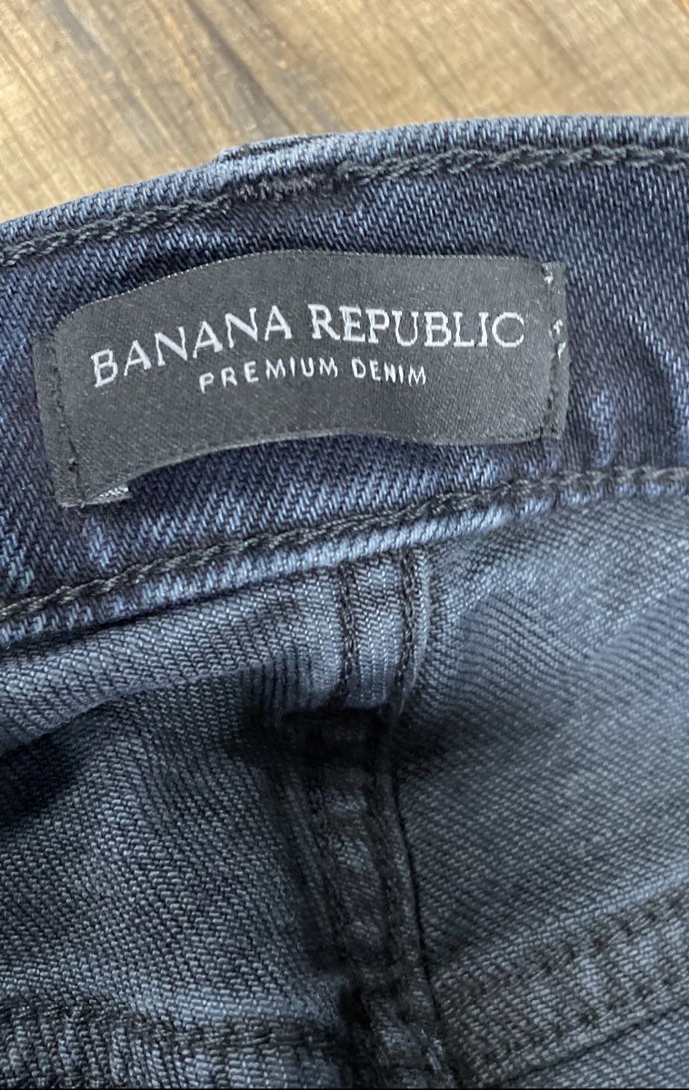 Banana Republic Women's Dark Blue Premium Denim Straight Leg Jeans Size 25S