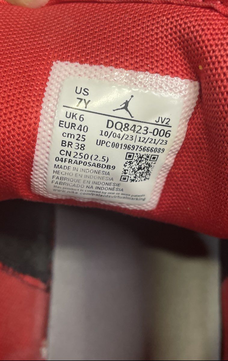 Nike Air Jordan 1 Mid Cement Grey Black Fire Red GS Size 7Y DQ8423-006