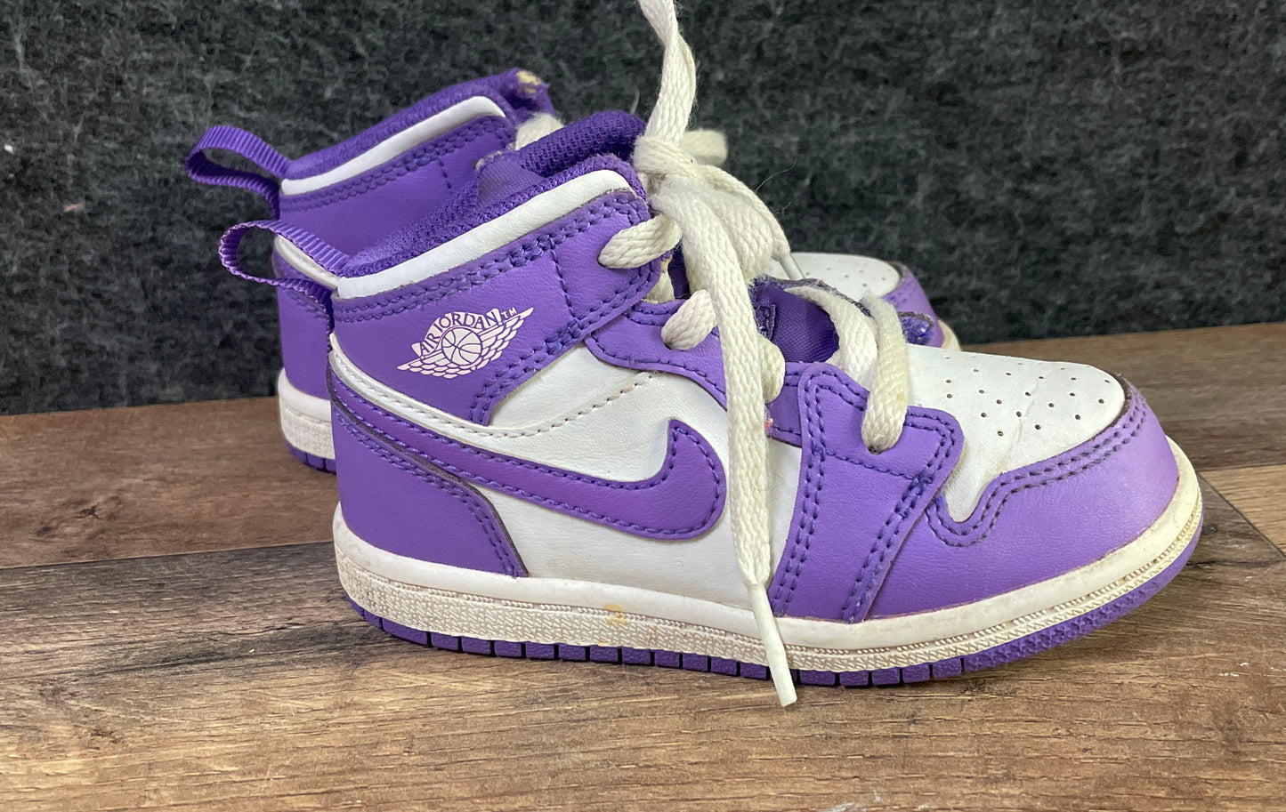 Nike Air Jordan 1 Mid Purple White Toddler Sneakers Size 7C