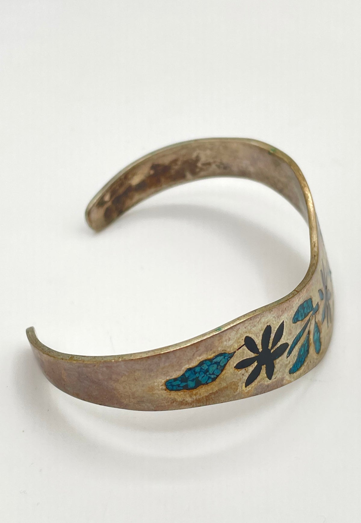 Alpaca Silver Crushed Turquoise Enamel Inlay Cuff Bracelet Mexico Marked 19.4g