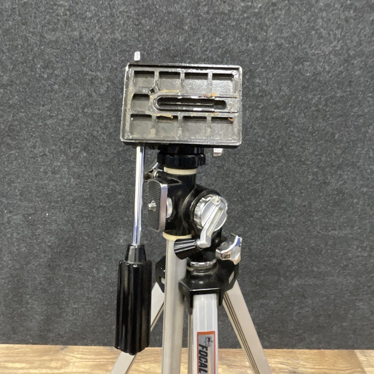 Vintage Focal 20-08-41 Camera Tripod 65" Max Height Pan Tilt Head