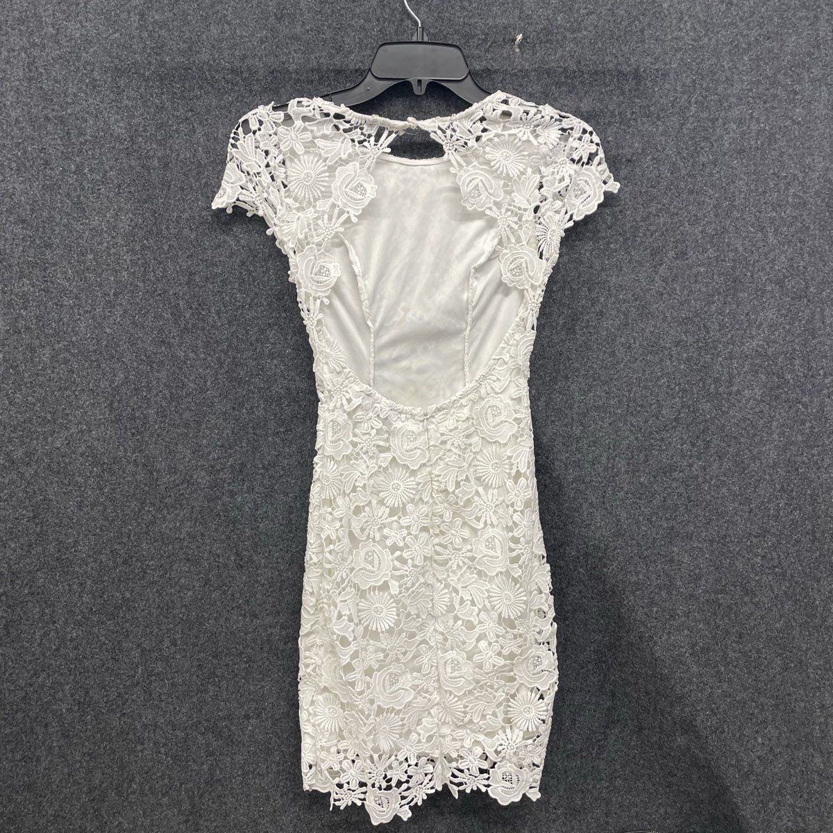 Lulus Women's White Floral Crochet Lace Open Back Cap Sleeve Midi Dress Sz XS