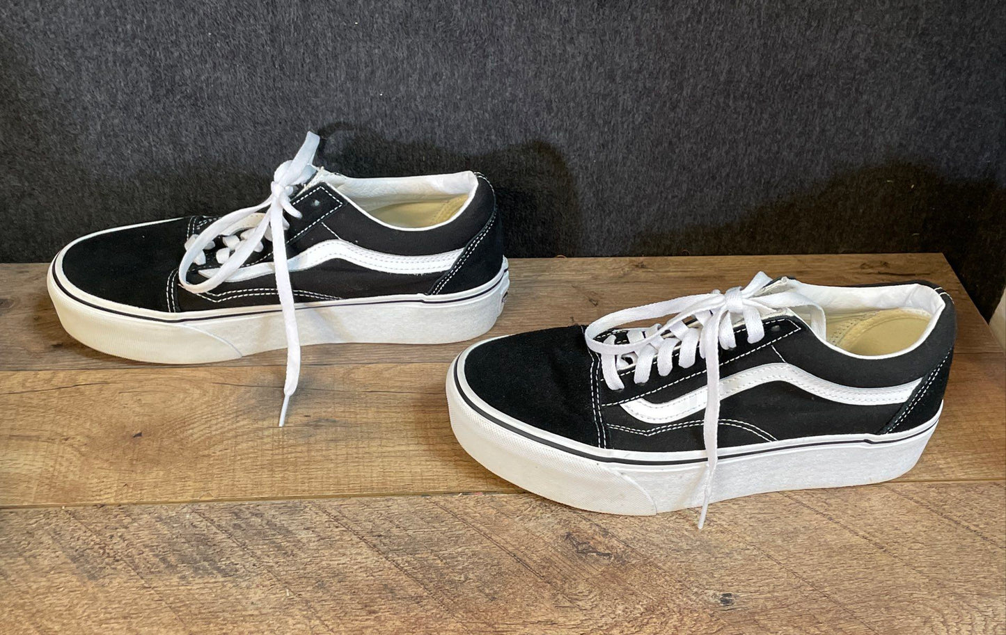 Vans Old Skool Platform Black White Low Top Sneakers Men 7.5 Women 9