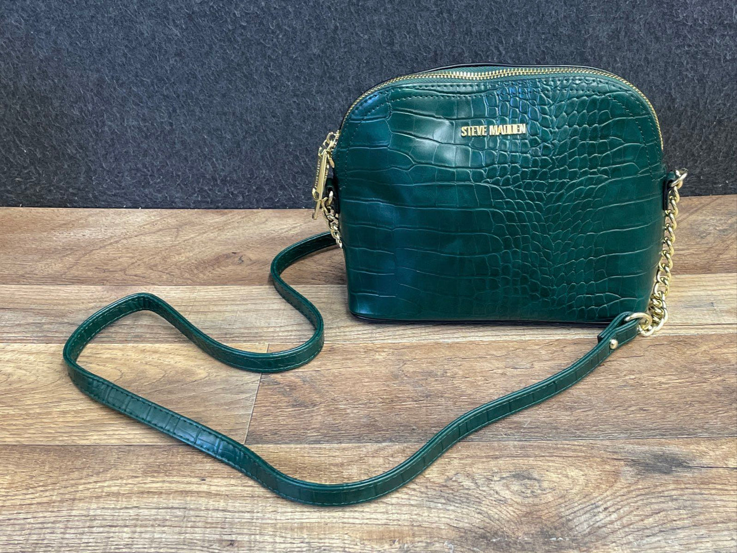 Steve Madden Green Croc Embossed Dome Crossbody Bag Gold Tone Hardware