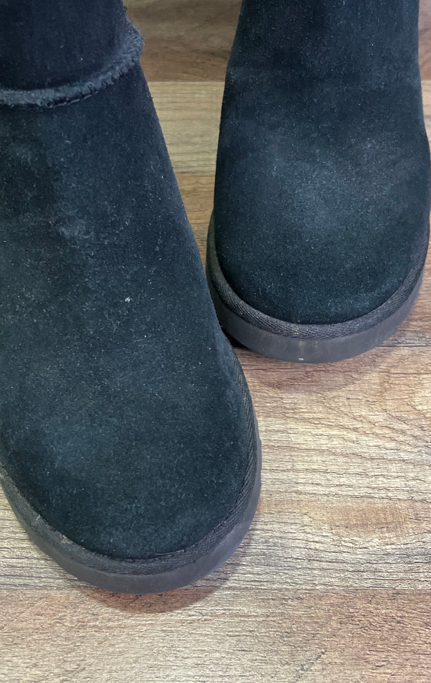 UGG Classic Femme Mini Wedge Black Suede Boots Women's Size 5.5