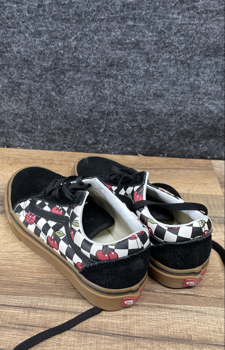 Vans Old Skool Cherry Checkerboard Gum Sole Sneakers Women's 6.5 Men's 5