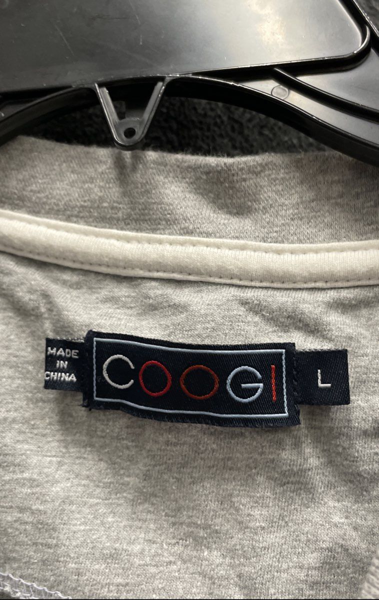 Vintage 90s Coogi Gothic Logo Long Sleeve Graphic T-Shirt Grey Sz L