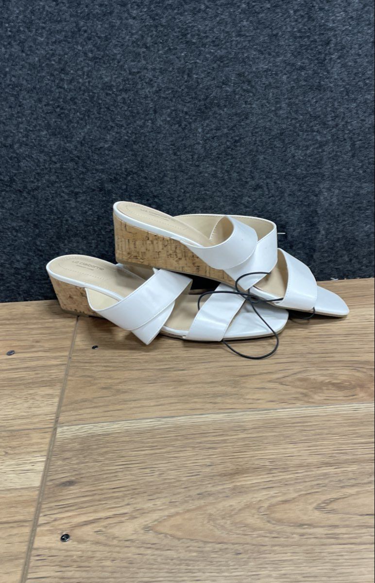 Liz Claiborne White Triple Strap Cork Wedge Sandals Memory Foam Size 10W NWT