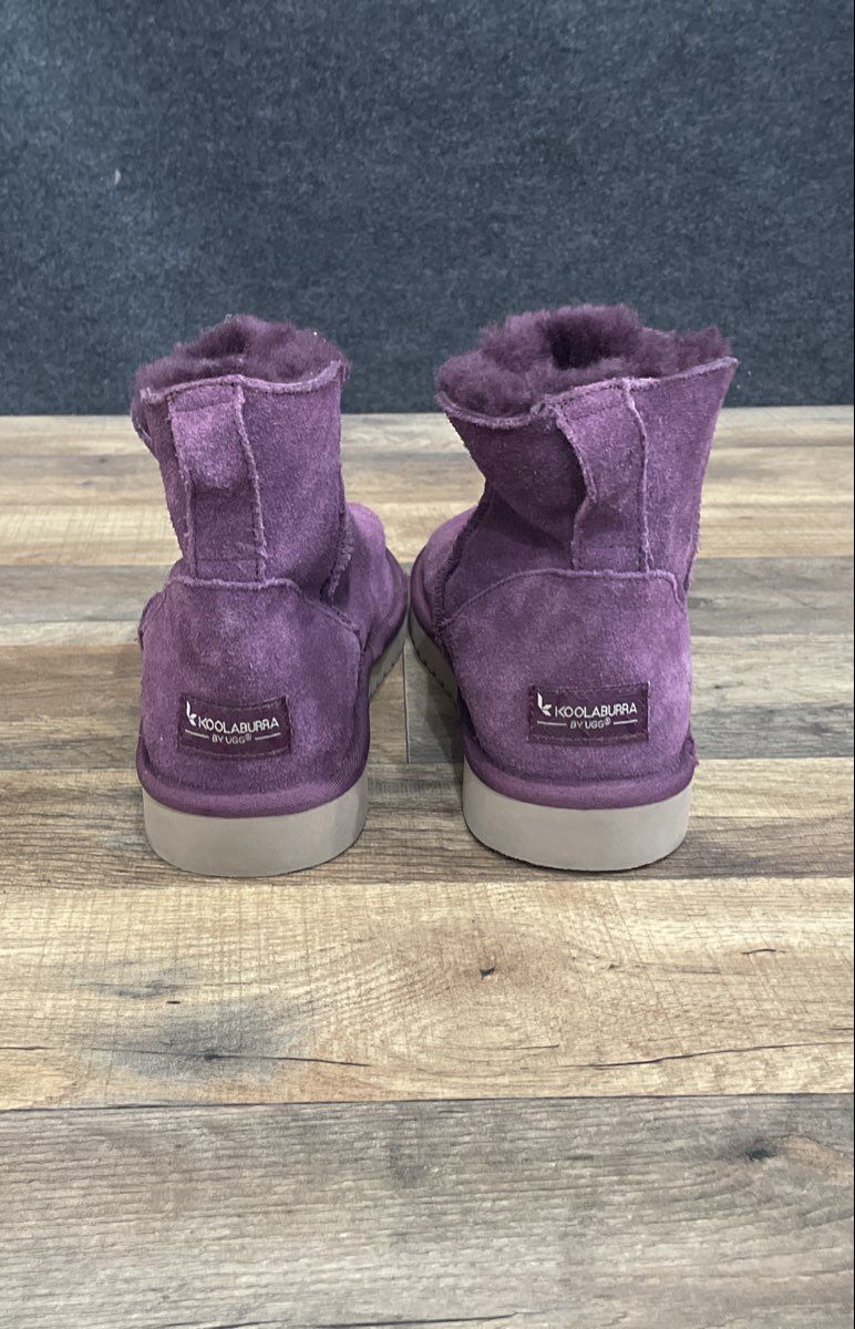 Koolaburra Koola Short Purple Suede Shearling Lined Ankle Boots Size 9