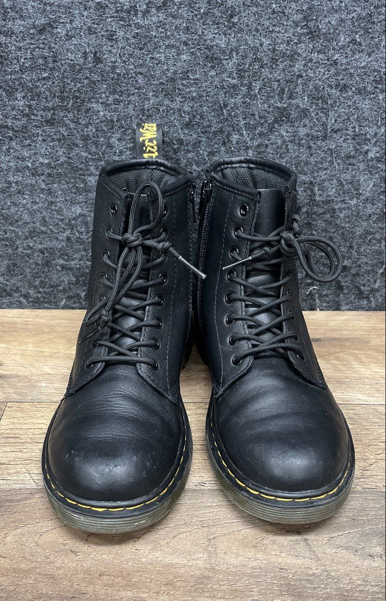 Dr. Martens 1460 J Black Leather Side Zip 8-Eye Boots Junior Size US 3