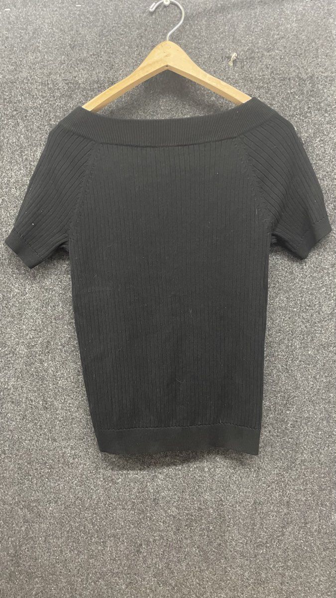 Lauren Ralph Lauren Women's Black Ribbed Short Sleeve Sweater Gold Logo Sz M NWT
