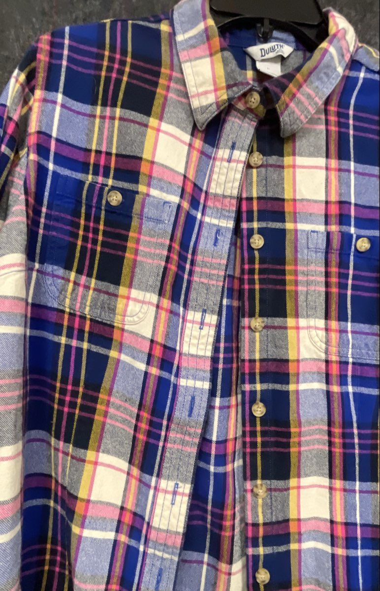 Duluth Trading Co Women's Flannel Shirt Blue Pink Plaid Long Sleeve Sz L