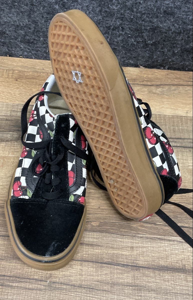 Vans Old Skool Cherry Checkerboard Gum Sole Sneakers Women's 6.5 Men's 5
