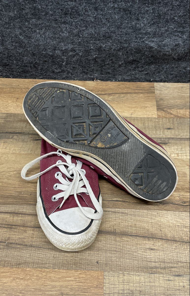 Converse Chuck Taylor All Star Ox Maroon Canvas Sneakers Women's Size 8