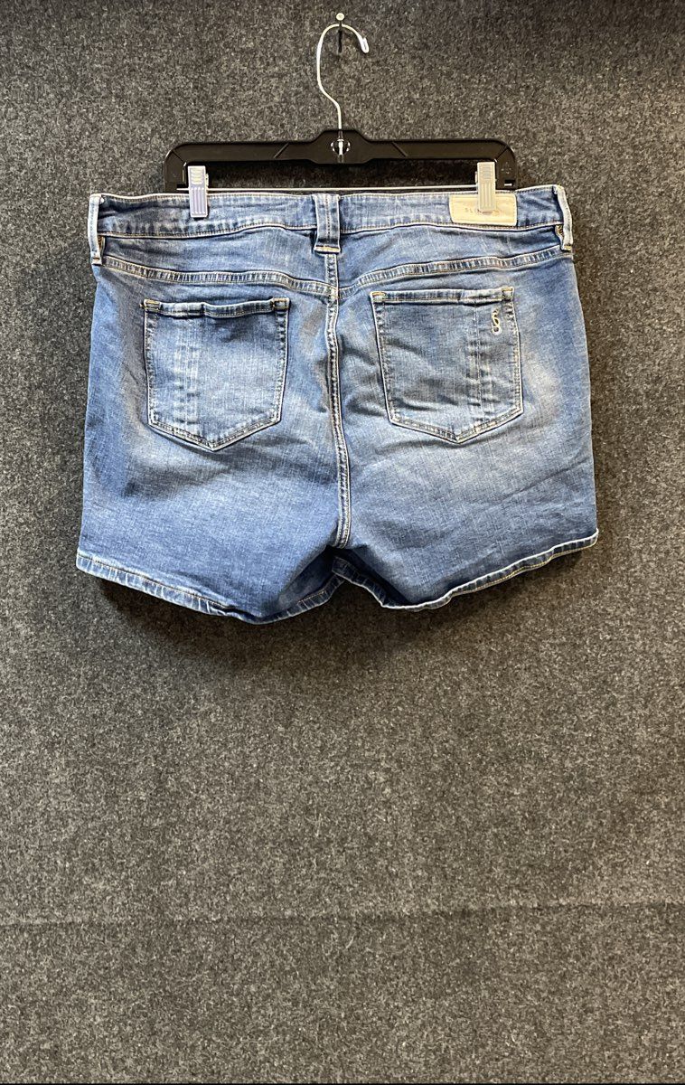 Slink Jeans Women's Blue Faded Stretch Denim 5-Pocket Shorts Sz 18