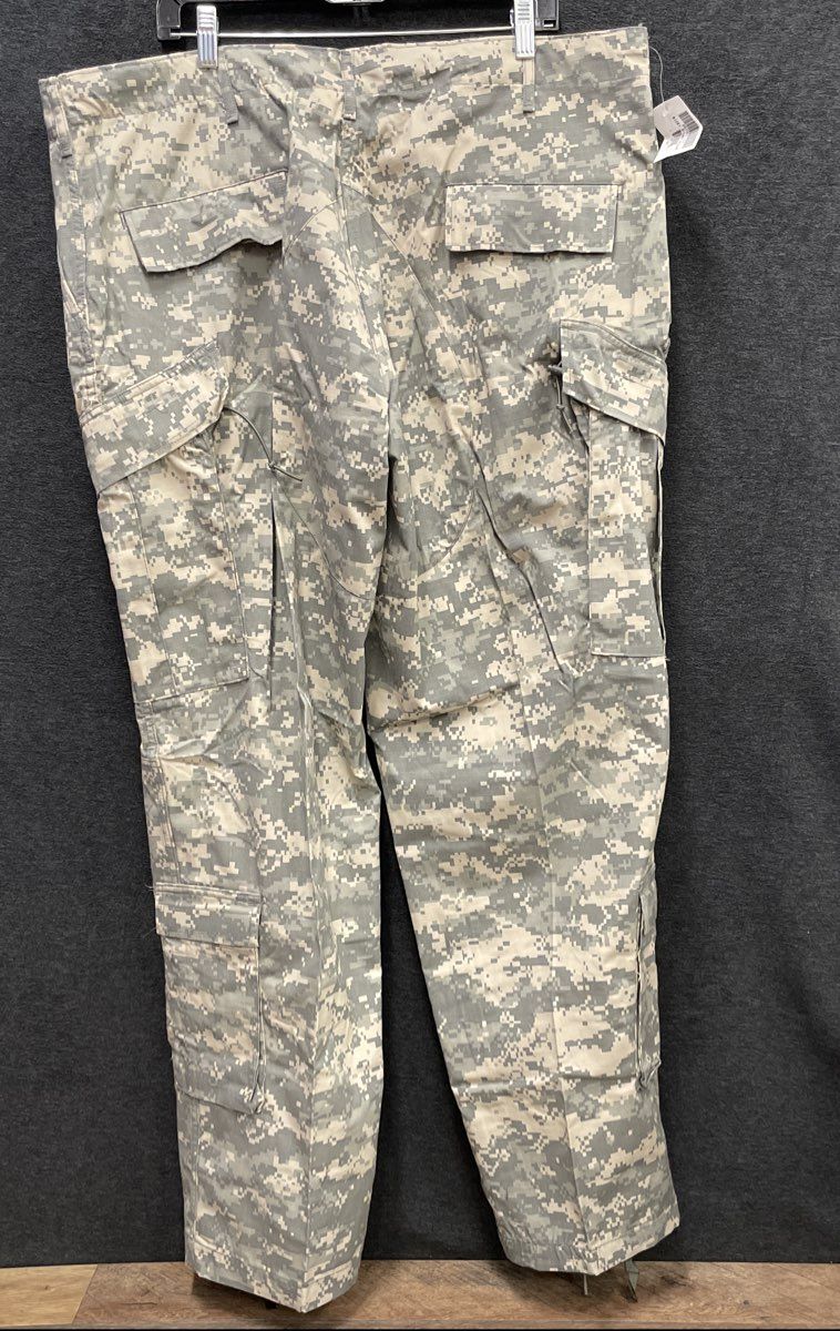 Woolrich Men's ACU Digital Camo Army Combat Uniform Cargo Pants XL Regular NWT