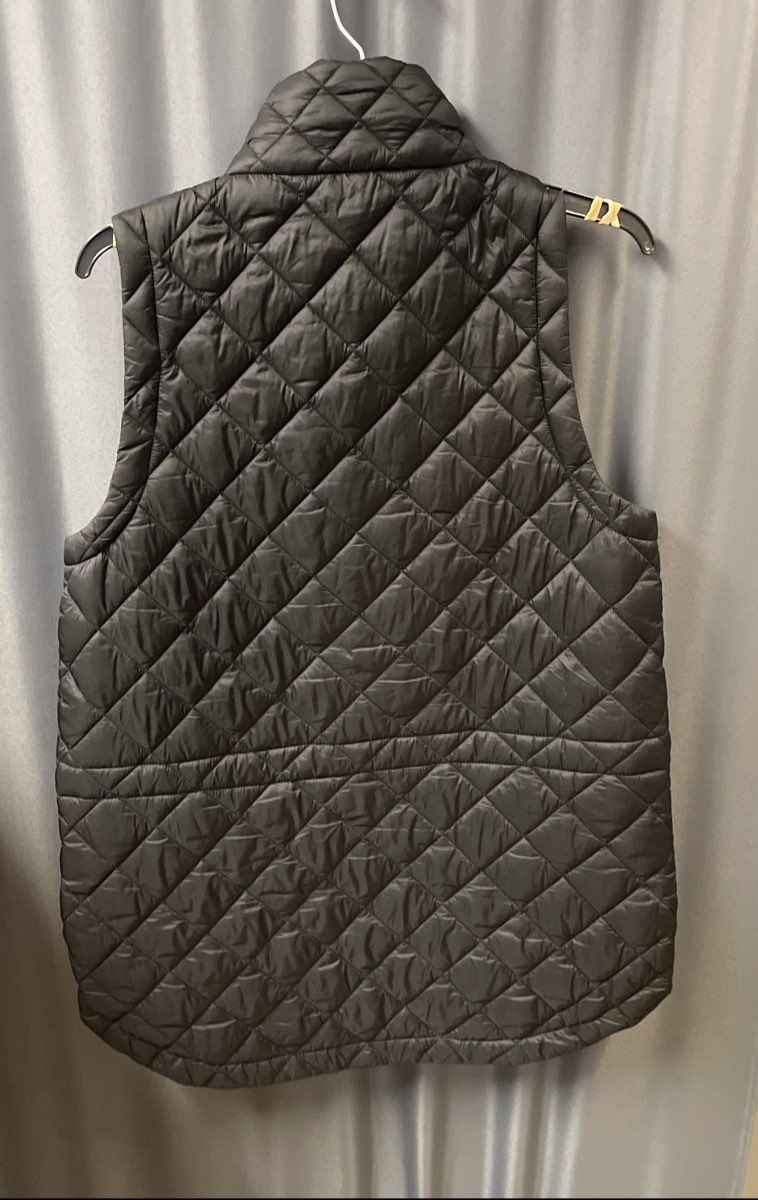 Athleta Women's Black Quilted Full Zip Puffer Vest Insulated Mock Neck Size M