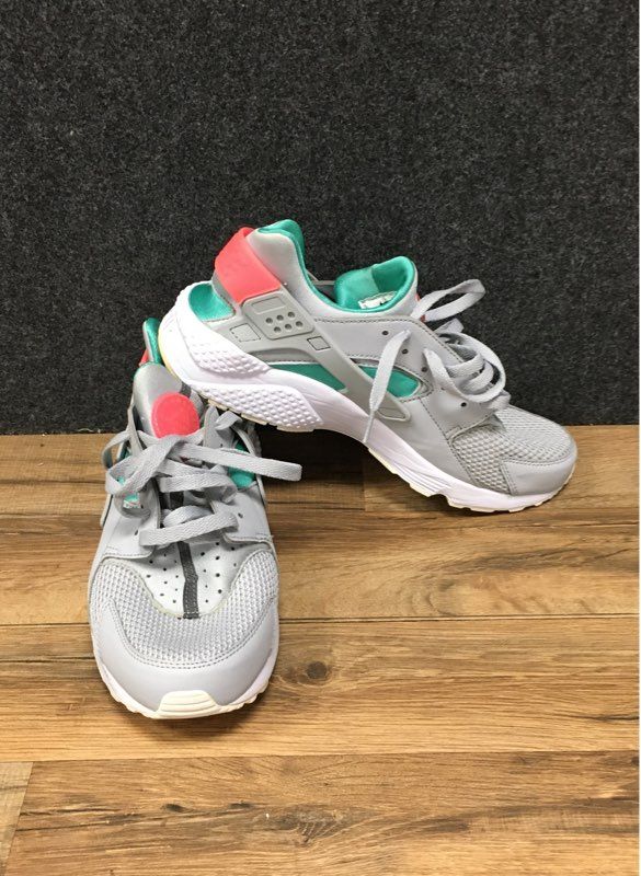 Nike Air Huarache Wolf Grey Hyper Jade Sunblush Men's Sneakers Size 11