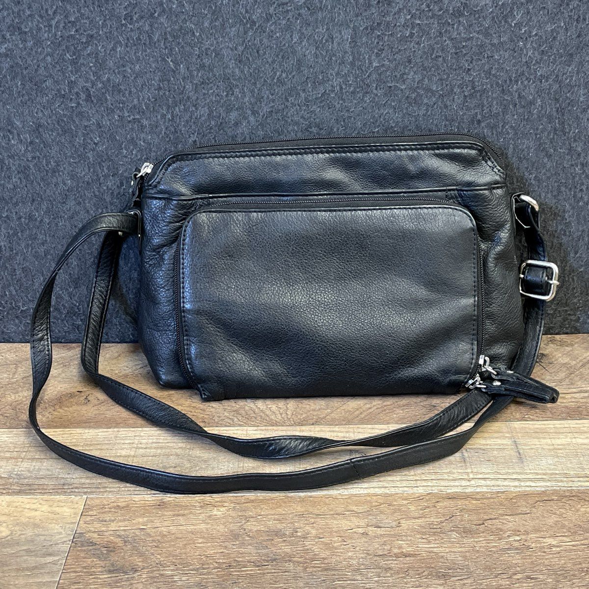 Great American Leather Works Black Leather Multi-Compartment Crossbody Bag