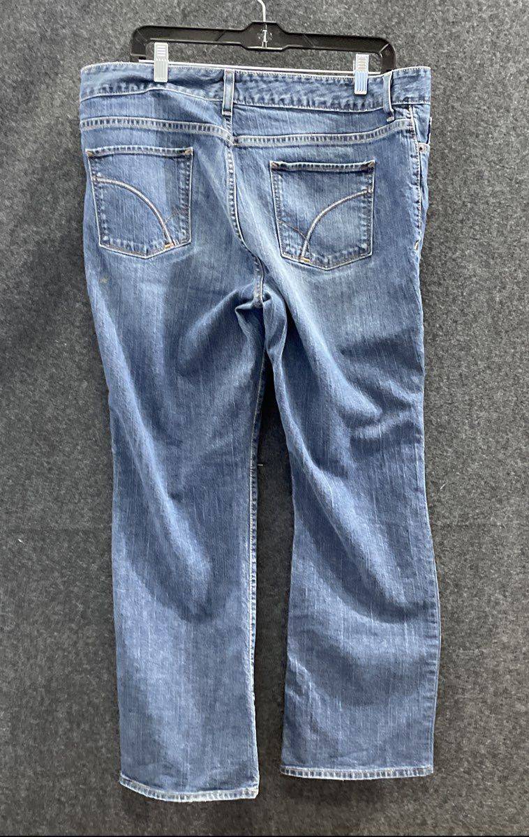 Eddie Bauer Women's Blue Classic Fit Stretch Denim Straight Leg Jeans Sz 16S
