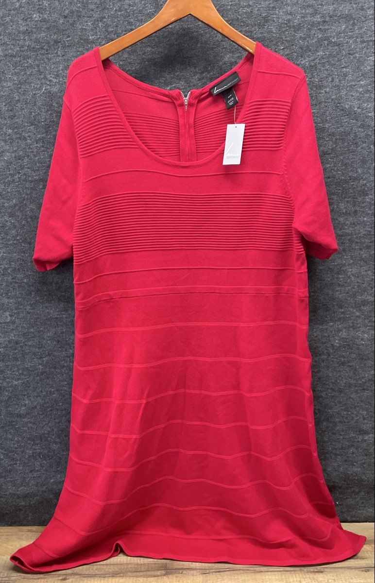 Lane Bryant Women's Red Textured Knit Short Sleeve Zip Back Dress NWT Sz 18/20