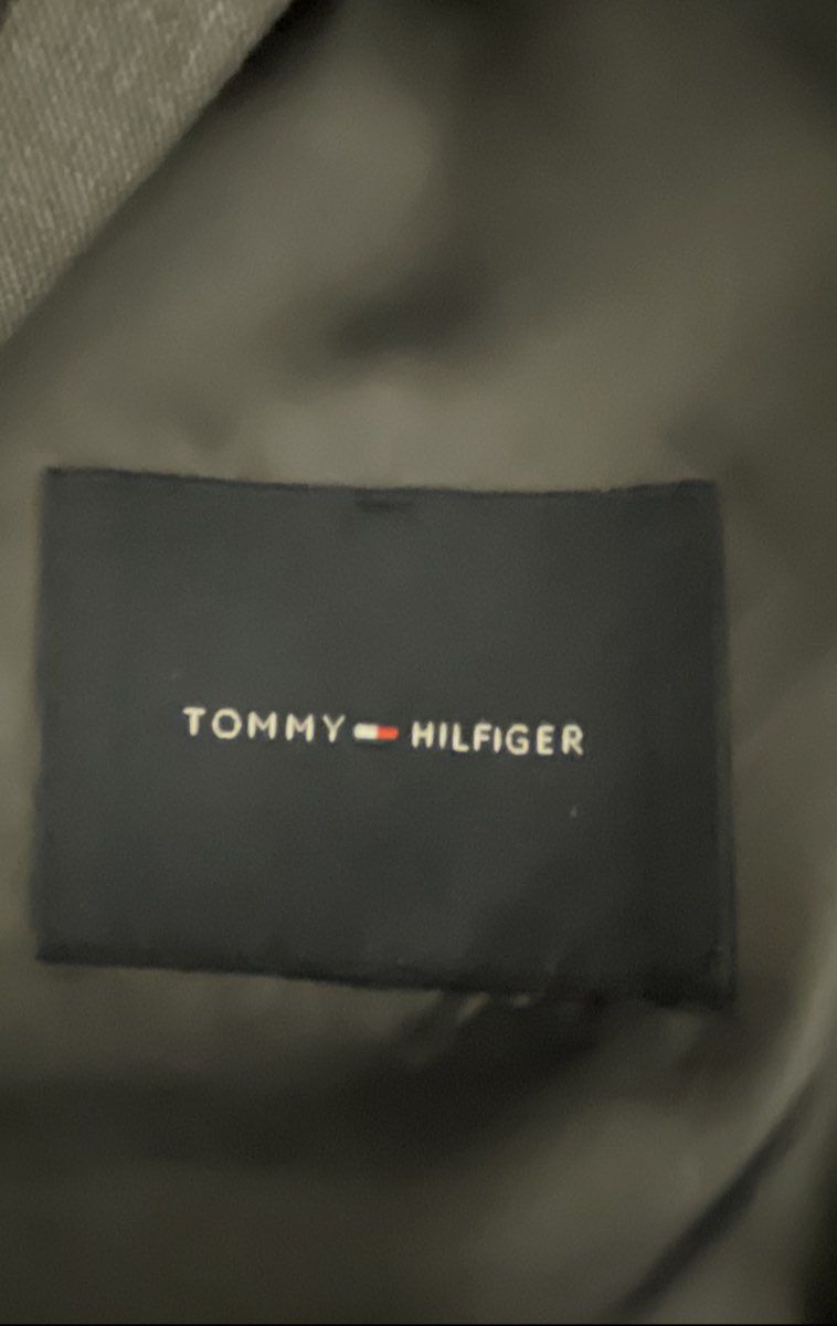 Tommy Hilfiger Men's Gray Worsted Wool Vasser 2-Piece Suit Sz 38R 32W NWT