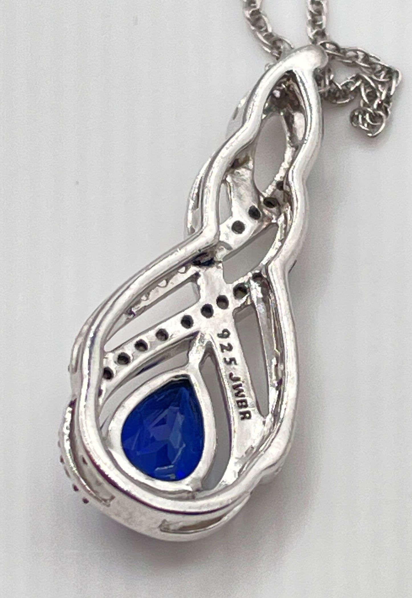 925 Sterling Silver Blue & White Sapphire Infinity Pendant Necklace 2.7g