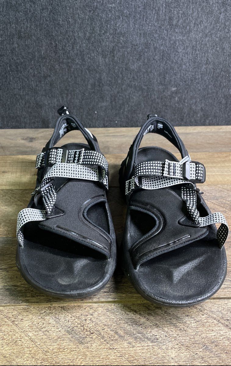 Nike Oneonta Black Pure Platinum Strapped Trail Sandals Men's Size 7