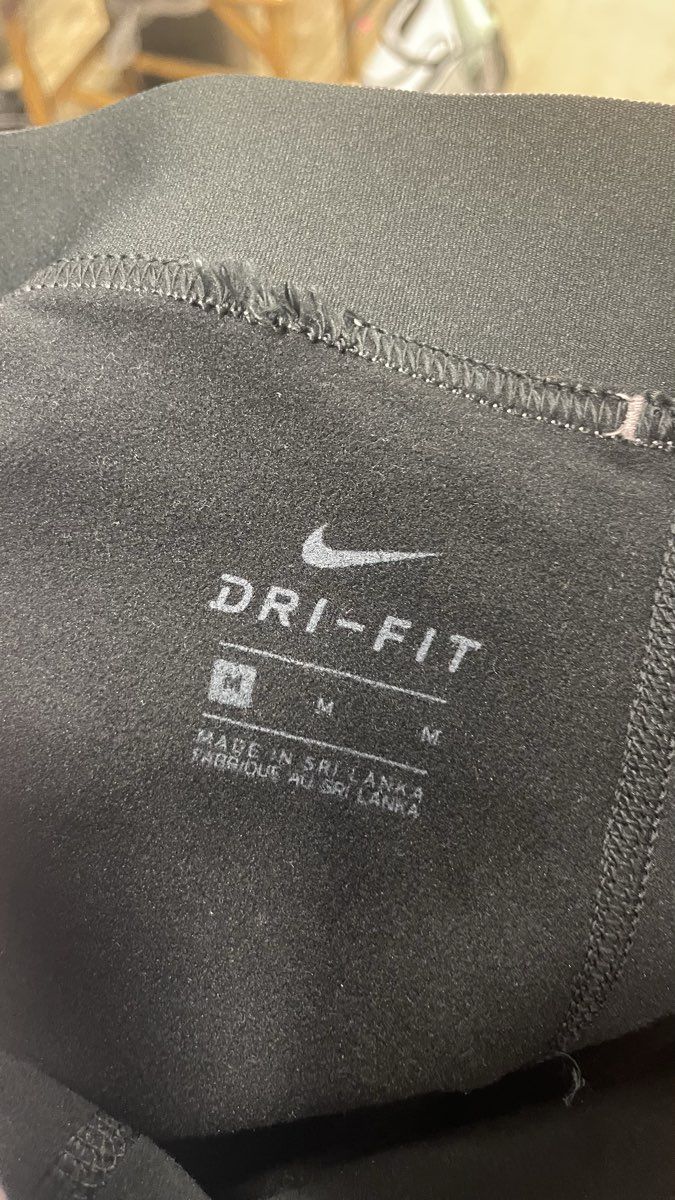 Nike Women's Nike Pro Dri-Fit Leggings Black Iridescent Dot Compression Sz M