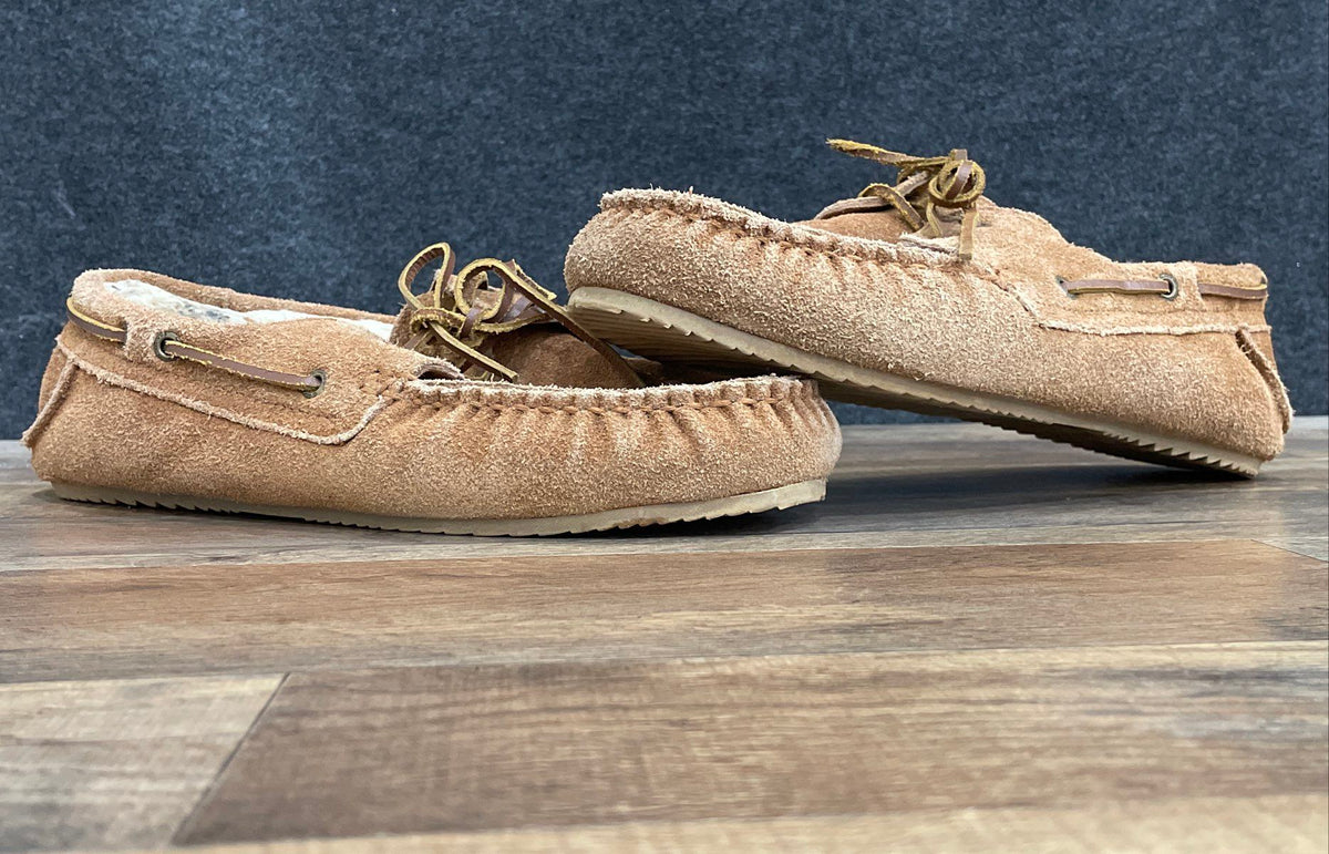 Clarks Brown Suede Faux Fur Lined Moccasin Slippers Women's Size 10W